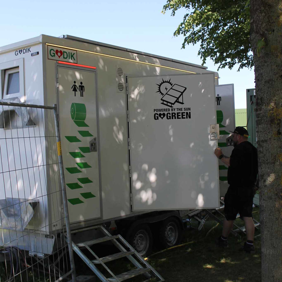 Vacuum toiletvogn med 4 toiletter - SOLAR - Vacuumtoiletter