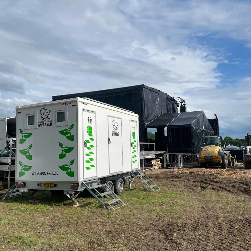 Vacuum toiletvogn med 4 toiletter - SOLAR - Vacuumtoiletter