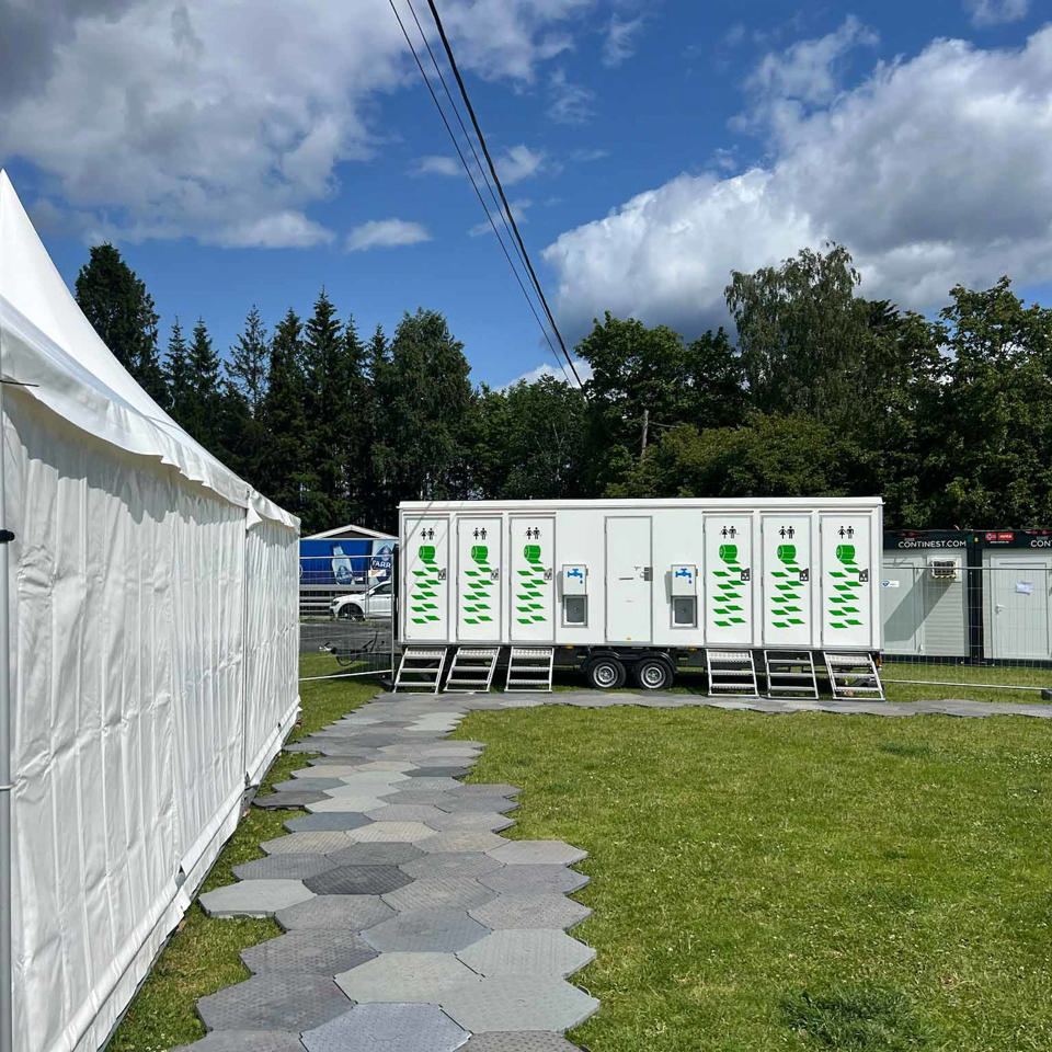 Vacuum toiletvogn med 12 toiletter - Vacuumtoiletter