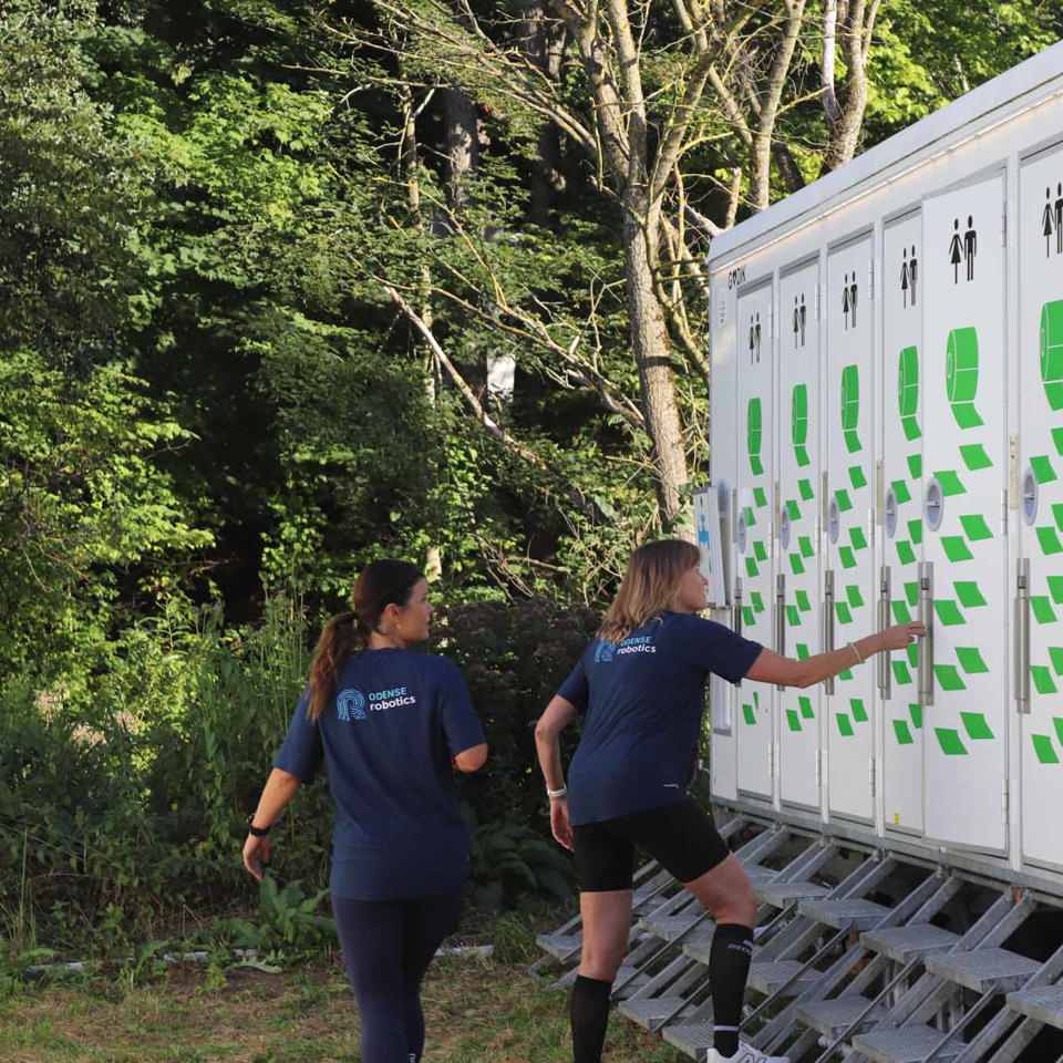 Vacuum toiletvogn med 16 toiletter - Vacuumtoiletter