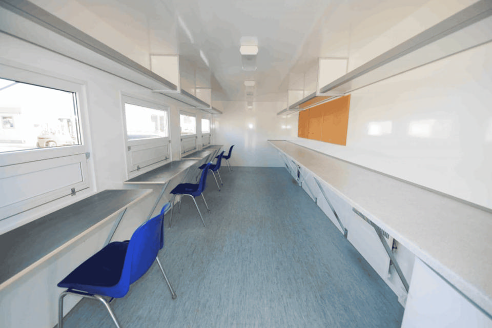 Stor billetvogn - Billet- og informationsvogne