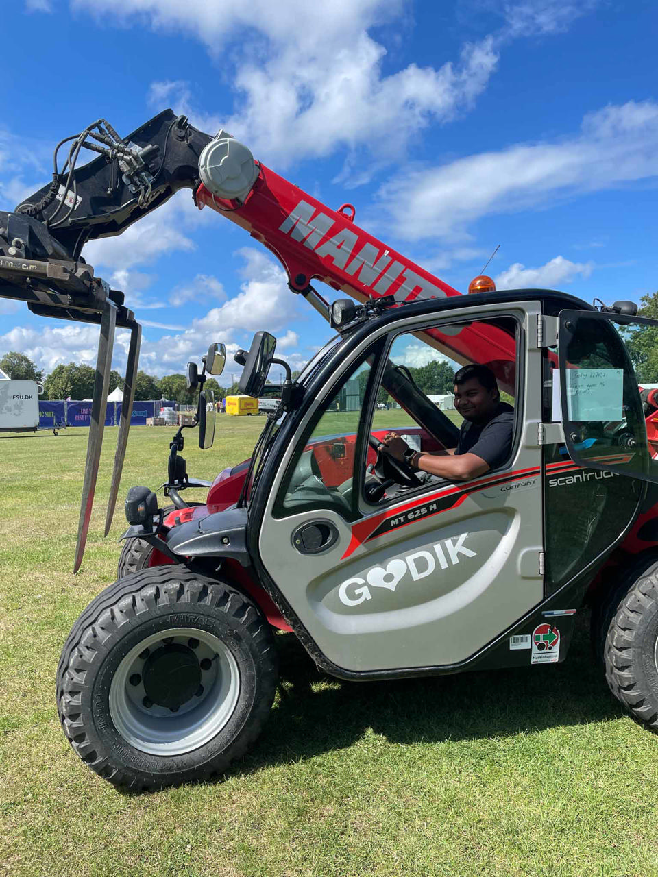Teleskoplæsser Manitou 5,9meter, MT 625 - Maskiner & Kørsel