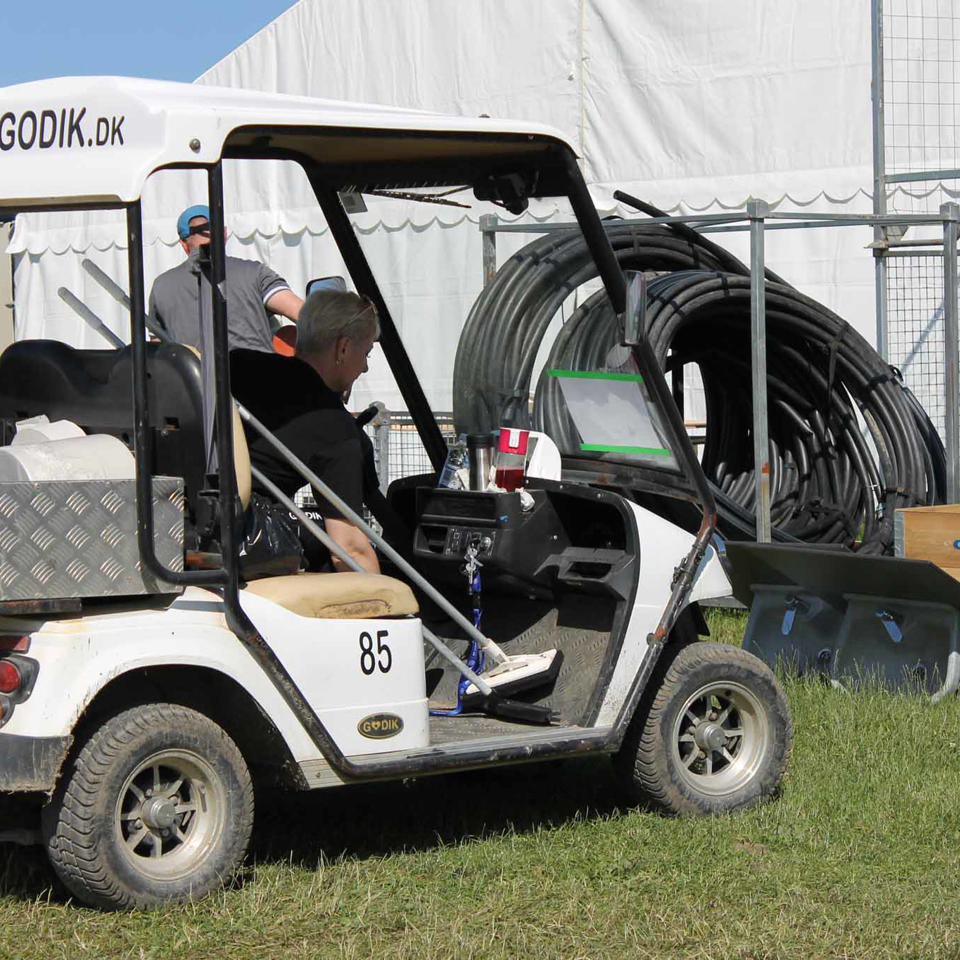 El-minibil med lad og træk - Maskiner & Kørsel