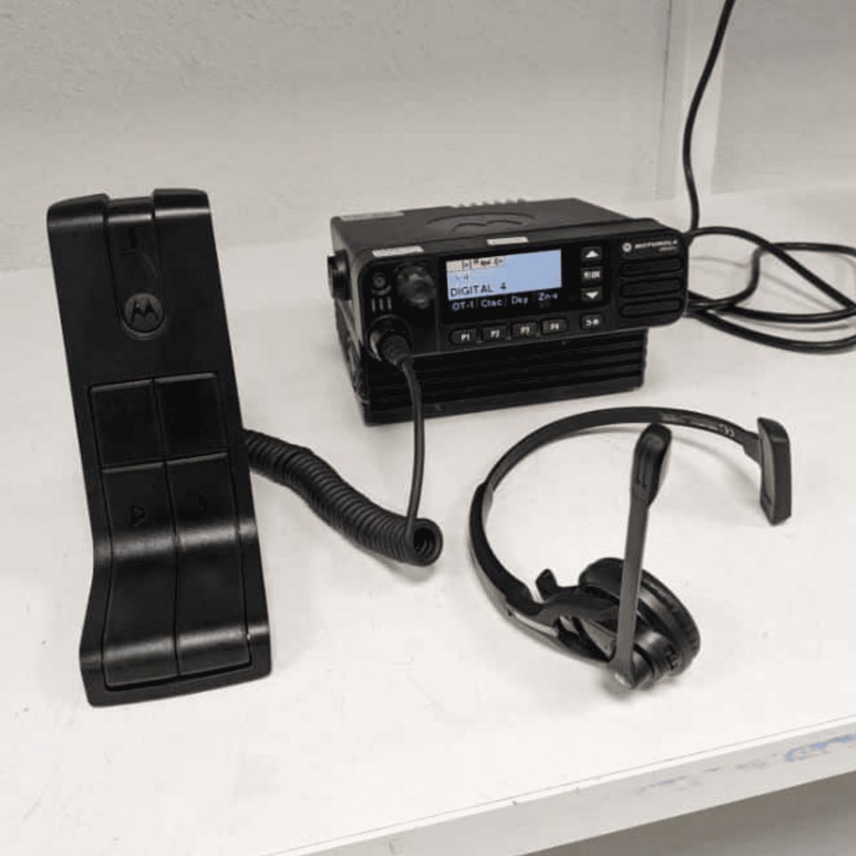 Bordmikrofon & MB Pro BT headset - Radioudstyr