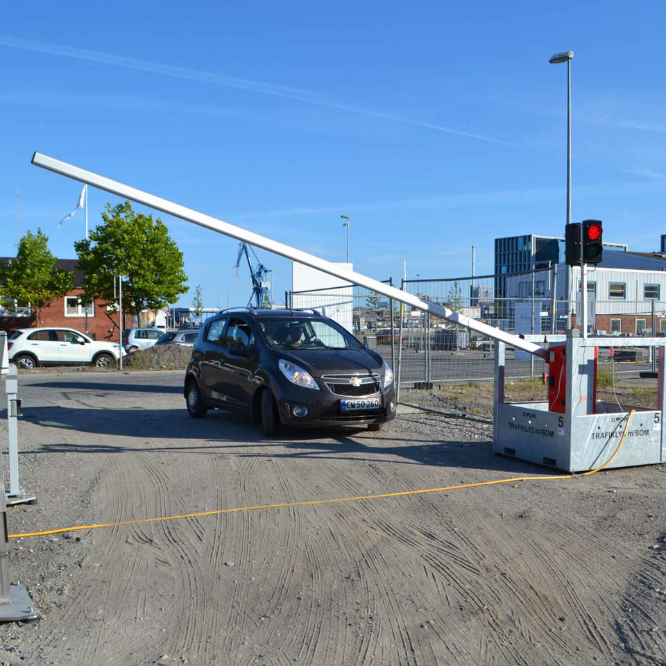 Trafiklys med bom - Hegn & afspærring