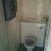 Stor-luksus-toiletvogn-indvendigt-udlejning